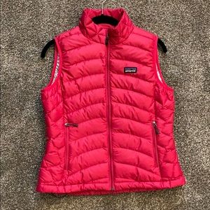 Patagonia pink puff vest